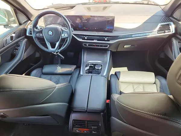 5UX13EU04R9S98742 2024 BMW X5 - Image 8