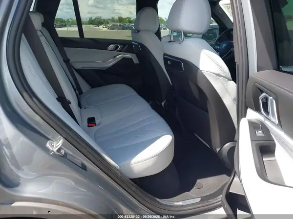 5UX13EU04R9T23493 2024 BMW X5 - Image 8