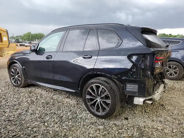 5UX13EU04R9T91552 2024 BMW X5 - Image 2