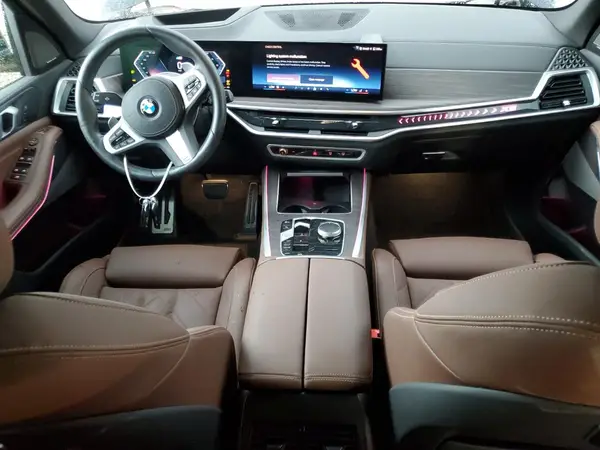 5UX13EU04R9T91552 2024 BMW X5 - Image 8