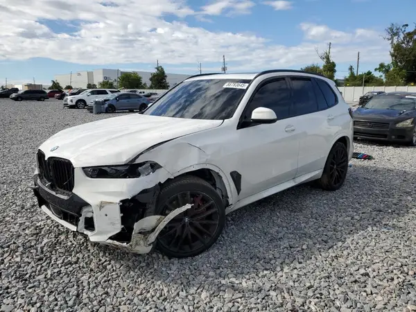 5UX13EU04R9V07011 2024 BMW X5 - Image 1