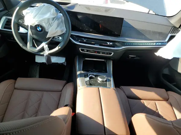 5UX13EU04S9Y82886 2025 BMW X5 - Image 8