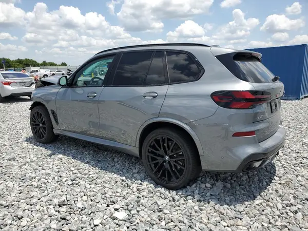 5UX13EU04S9Z39975 2025 BMW X5 - Image 2