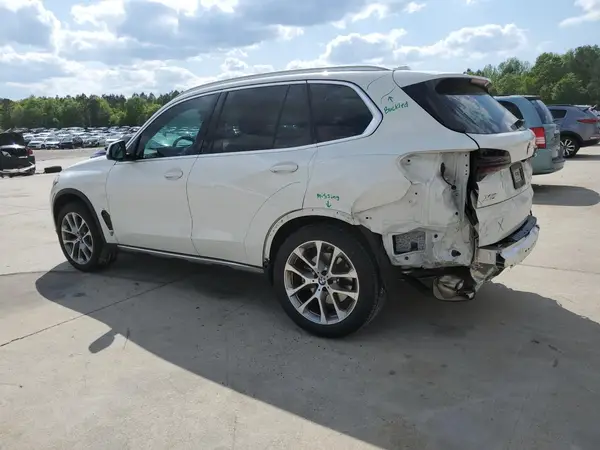 5UX13EU05R9S49811 2024 BMW X5 - Image 2