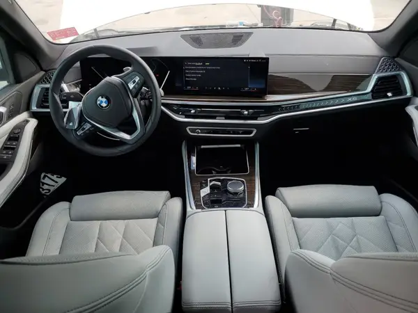 5UX13EU05R9S49811 2024 BMW X5 - Image 8