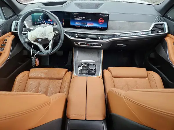 5UX13EU05R9U73841 2024 BMW X5 - Image 8