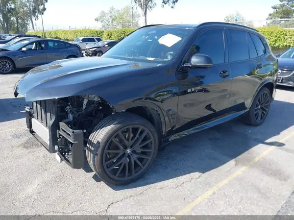 5UX13EU05S9W88710 2025 BMW X5 - Image 2