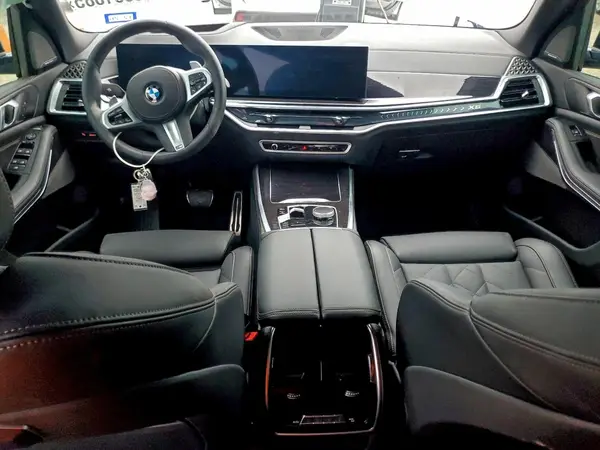 5UX13EU05S9Z16477 2025 BMW X5 - Image 8