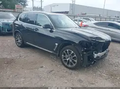 5UX13EU05T9053536 2026 BMW X5