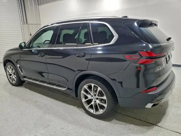 5UX13EU06R9U04513 2024 BMW X5 - Image 2