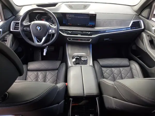 5UX13EU06R9V28703 2024 BMW X5 - Image 8