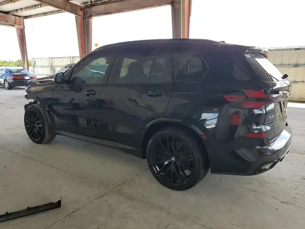 5UX13EU06R9V57795 2024 BMW X5 - Image 2