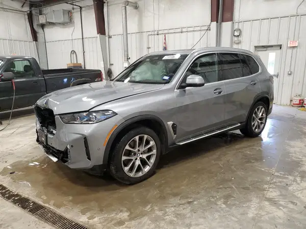 5UX13EU06S9W26538 2025 BMW X5 - Image 1