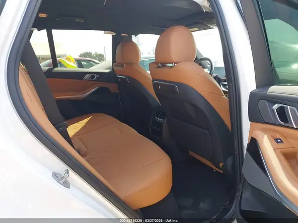 5UX13EU06S9W46157 2025 BMW X5 - Image 8