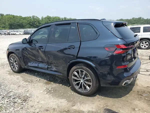 5UX13EU06S9Y93937 2025 BMW X5 - Image 2