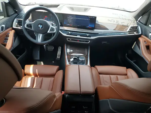 5UX13EU06S9Y93937 2025 BMW X5 - Image 8