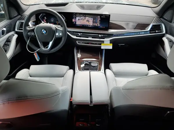 5UX13EU06S9Z12437 2025 BMW X5 - Image 8