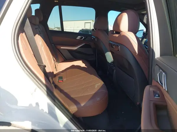 5UX13EU07R9T09569 2024 BMW X5 - Image 8