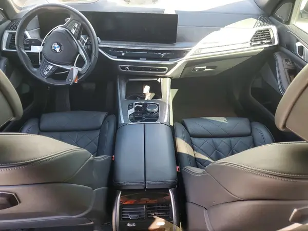 5UX13EU07R9U34264 2024 BMW X5 - Image 8