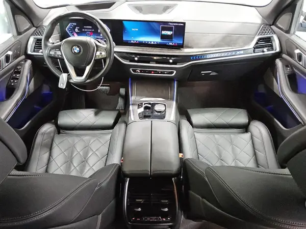 5UX13EU07R9U96151 2024 BMW X5 - Image 8