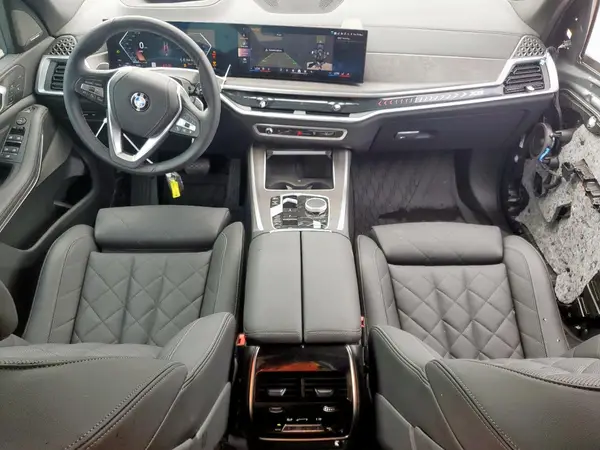5UX13EU07S9W78504 2025 BMW X5 - Image 8