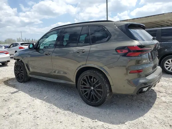 5UX13EU07S9X93779 2025 BMW X5 - Image 2