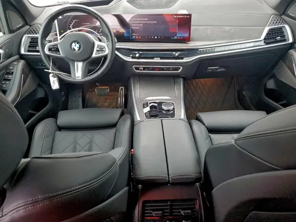 5UX13EU07T9027245 2026 BMW X5 - Image 8