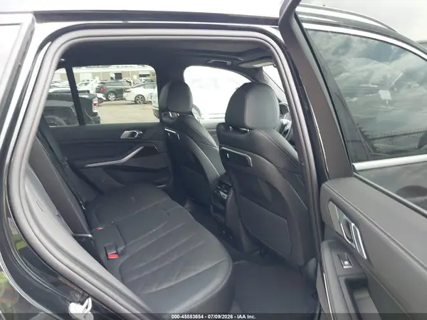 5UX13EU07T9052842 2026 BMW X5 - Image 8