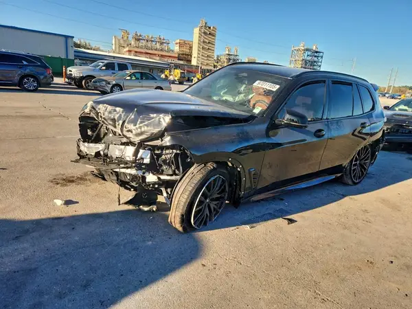 5UX13EU07T9146333 2026 BMW X5 - Image 1