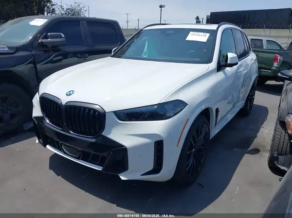 5UX13EU07T9449838 2026 BMW X5 - Image 2