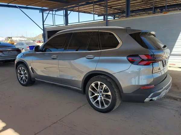 5UX13EU08R9T54942 2024 BMW X5 - Image 2