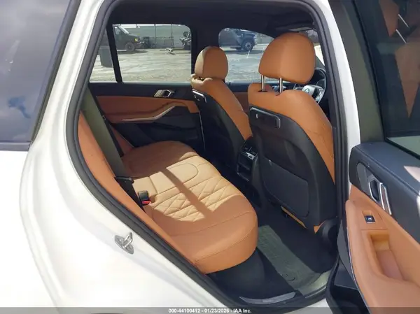 5UX13EU08R9V43333 2024 BMW X5 - Image 8
