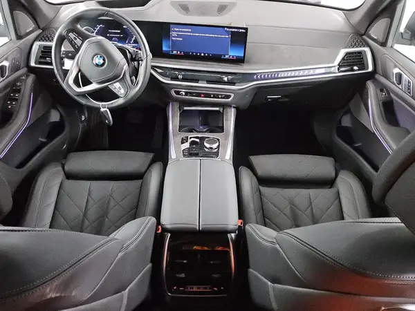 5UX13EU08R9V48208 2024 BMW X5 - Image 8