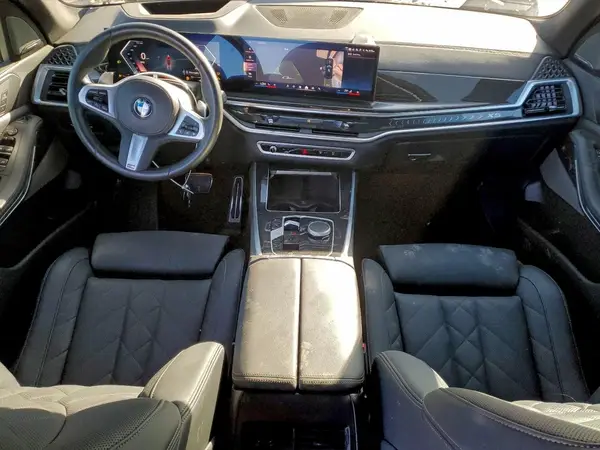 5UX13EU08S9W57886 2025 BMW X5 - Image 8