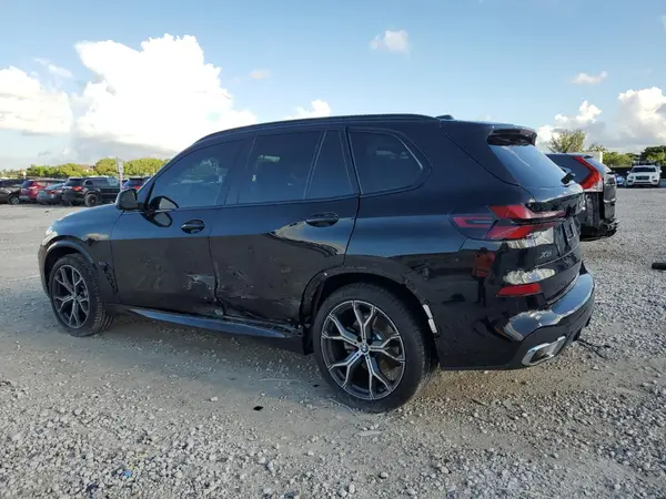 5UX13EU08S9X00882 2025 BMW X5 - Image 2