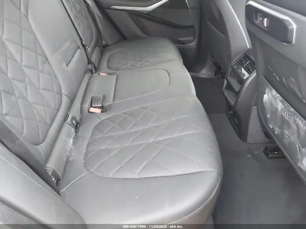 5UX13EU08S9X15883 2025 BMW X5 - Image 8