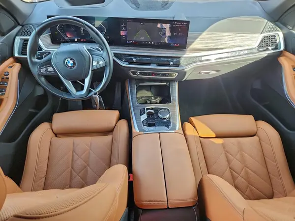 5UX13EU09R9U69324 2024 BMW X5 - Image 8
