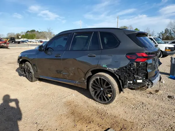 5UX13EU09R9V28789 2024 BMW X5 - Image 2