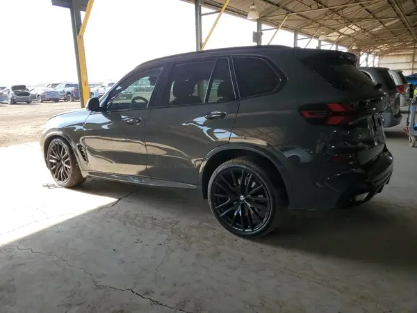 5UX13EU09R9V59380 2024 BMW X5 - Image 2