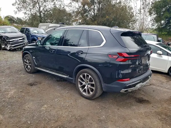 5UX13EU09R9V60951 2024 BMW X5 - Image 2