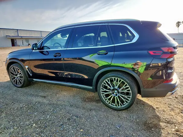 5UX13EU0XR9S33152 2024 BMW X5 - Image 2