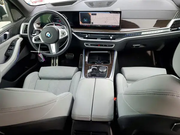 5UX13EU0XR9T45532 2024 BMW X5 - Image 8