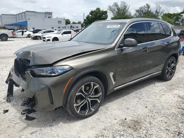 5UX13EU0XS9W39843 2025 BMW X5 - Image 1