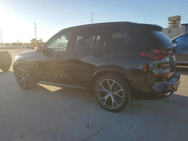 5UX13EU0XS9W89190 2025 BMW X5 - Image 2