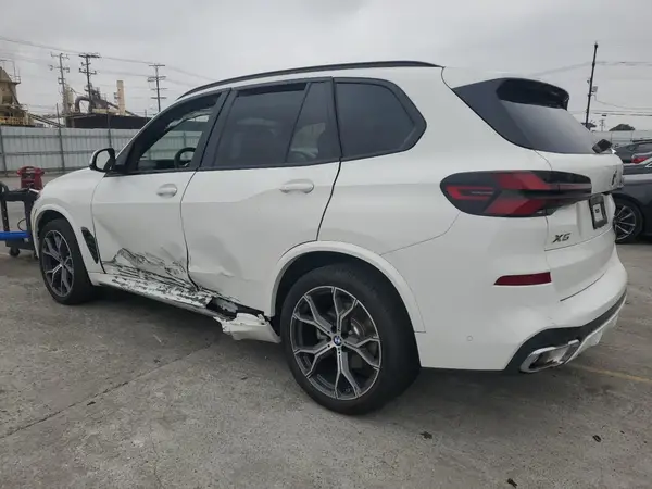 5UX13EU0XS9Y43901 2025 BMW X5 - Image 2