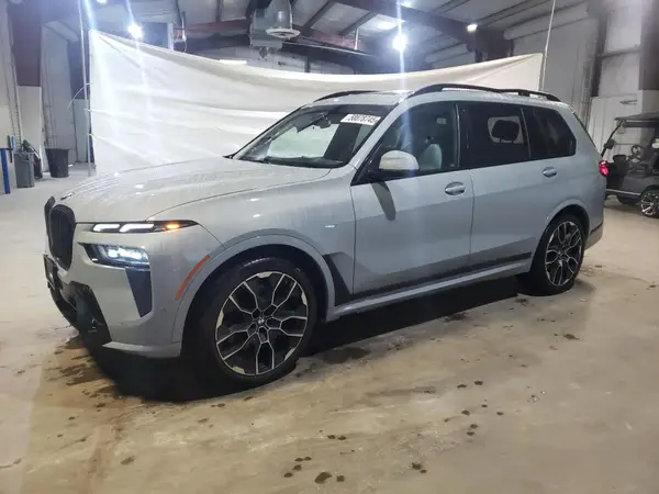 5UX23EM00P9P28204 2023 BMW X7 - Image 1