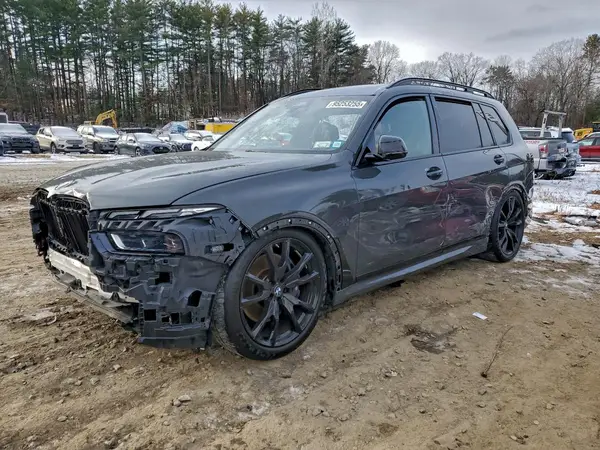5UX23EM00P9P33399 2023 BMW X7 - Image 1
