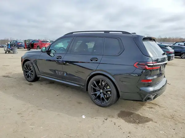 5UX23EM00P9P65933 2023 BMW X7 - Image 2