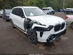 5UX23EM00R9T75255 2024 BMW X7