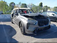 5UX23EM00R9T77331 2024 BMW X7